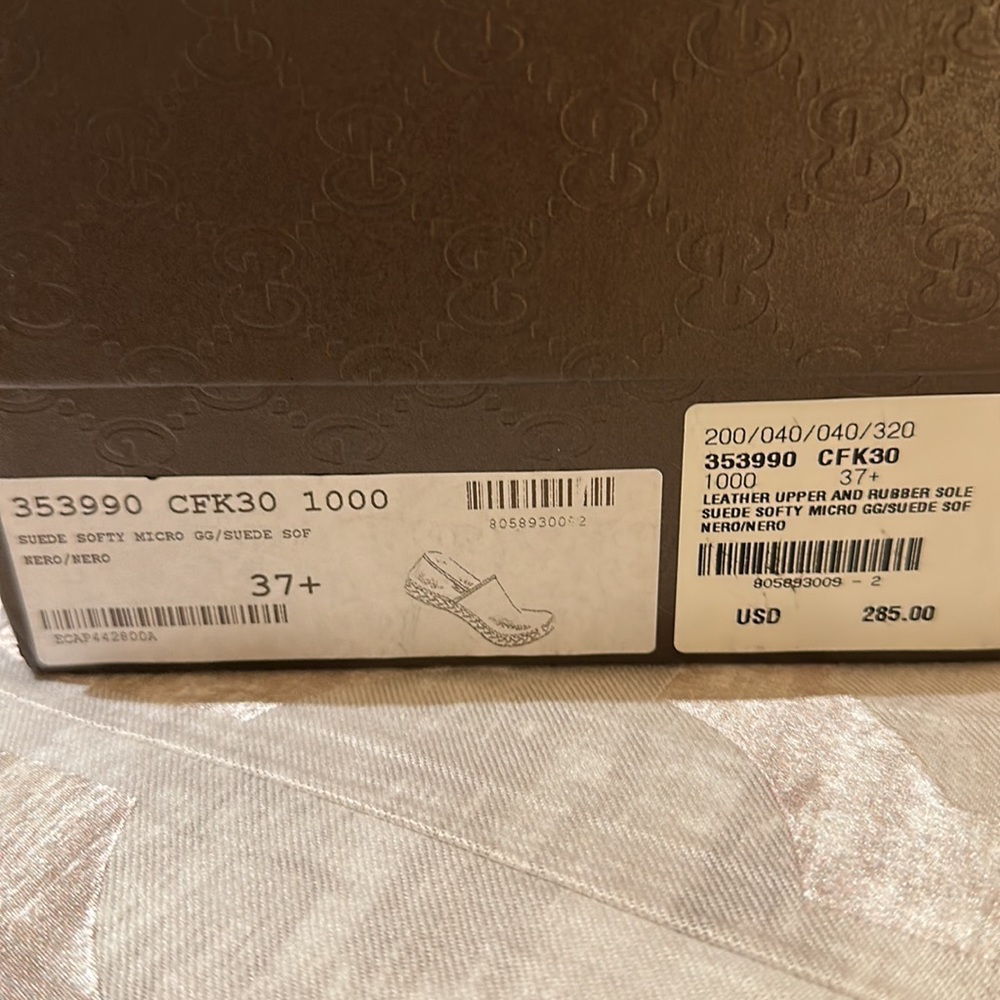 Gucci suede softy loafers - Picture 2 of 7